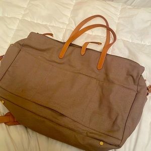 Lightly used cuyana weekender bag. Canvas / beige